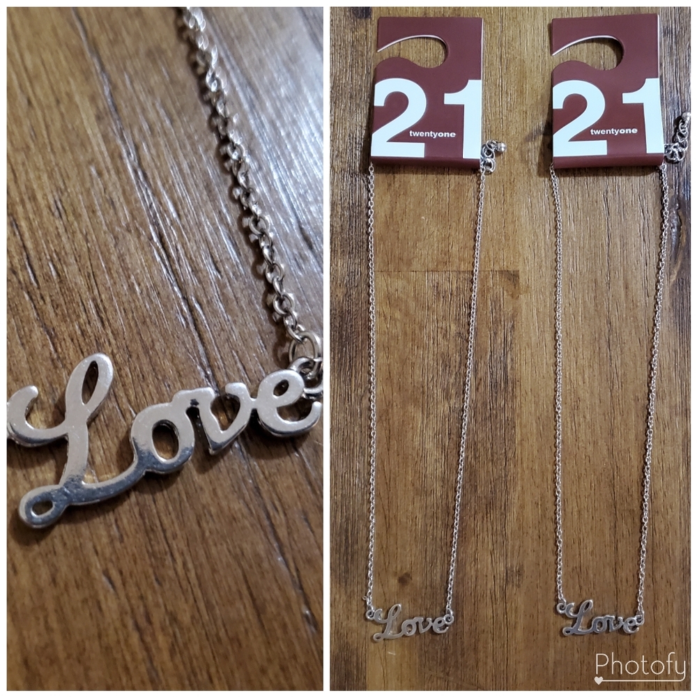 NWT Women's Forever 21 Love Necklaces - Set of 2
